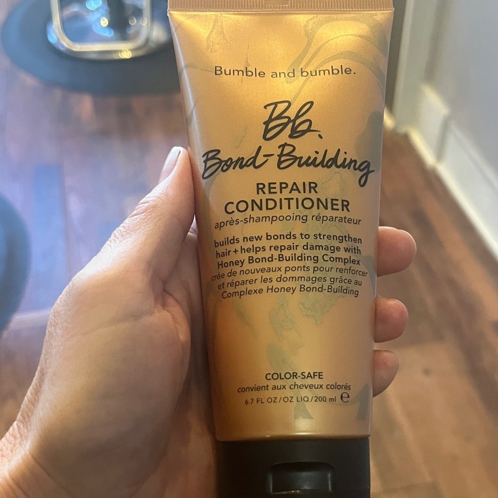 Bumble and bumble Metallic Gold Repair Conditioner Tube